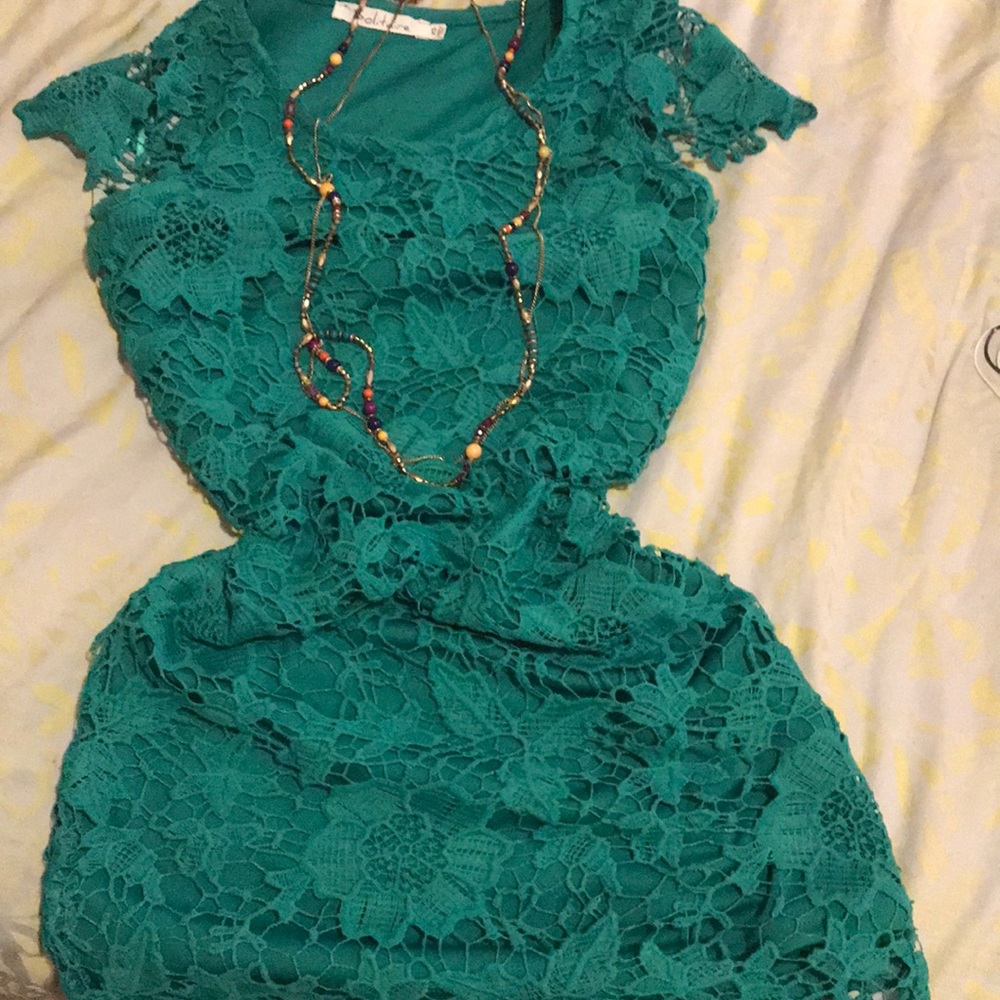 Green layered laced dress